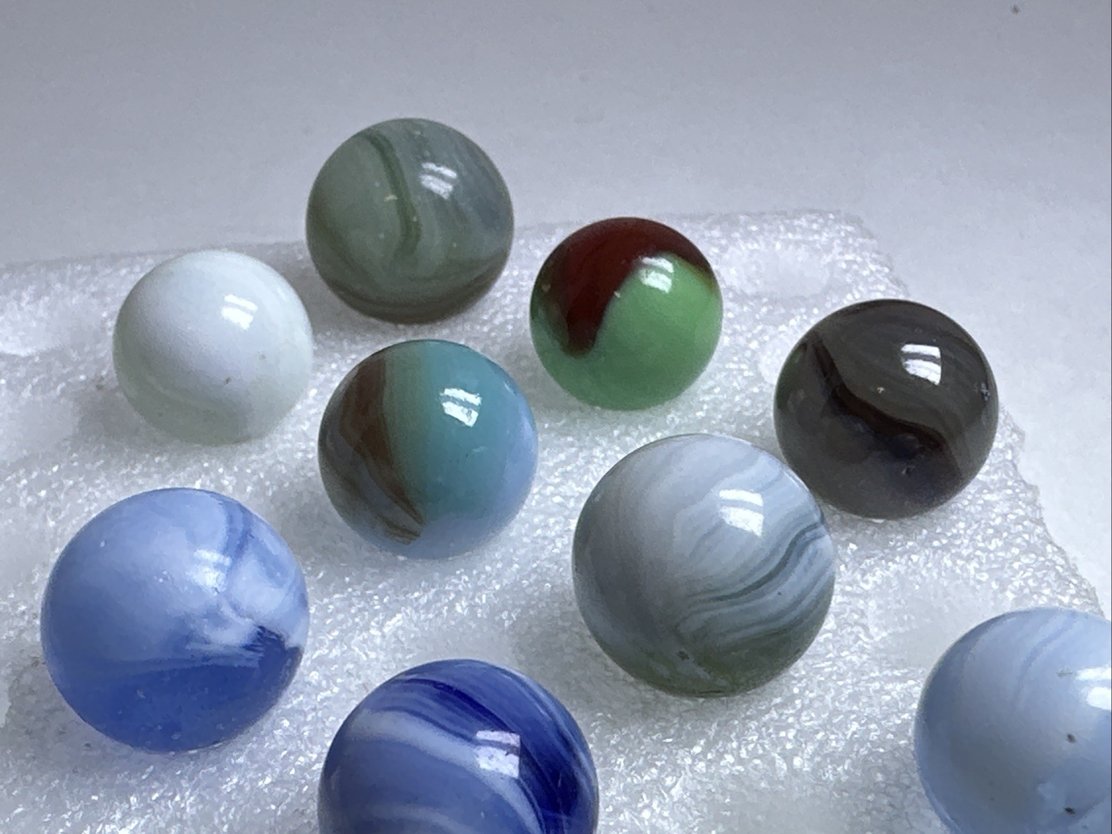 402 Mixed Lot Of 19 Master Glass Vintage Marbles! Brushed Patch/ Sunbursts