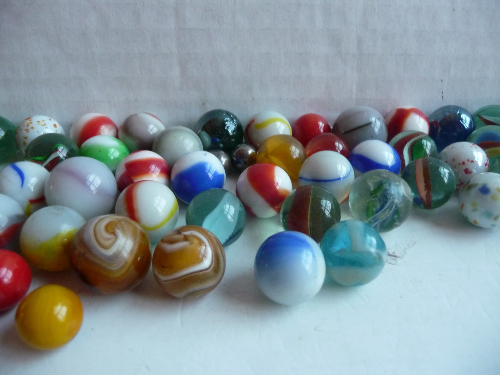 Antique & Vintage Large Marble Lot 93 Marbles 14 Shooters