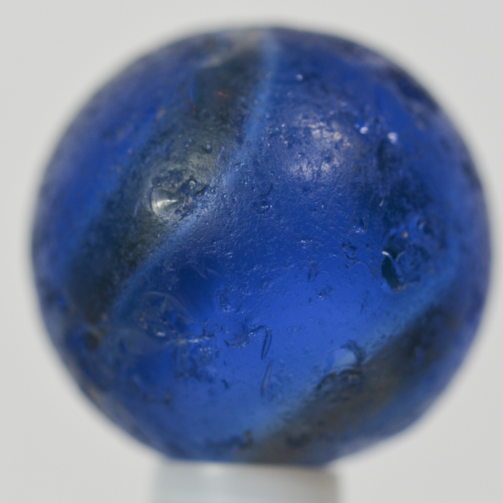 Handmade White Ribbon Lutz Marble Blue Base 3/4 in, Collectible, Germany S1393