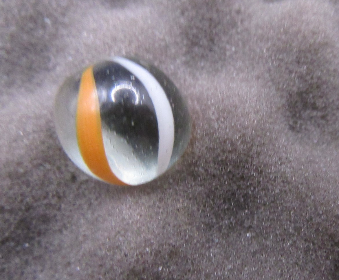 Beautiful Antique CLAM BROTH Marble 11/16″ Orange, White, Clear Hand Made