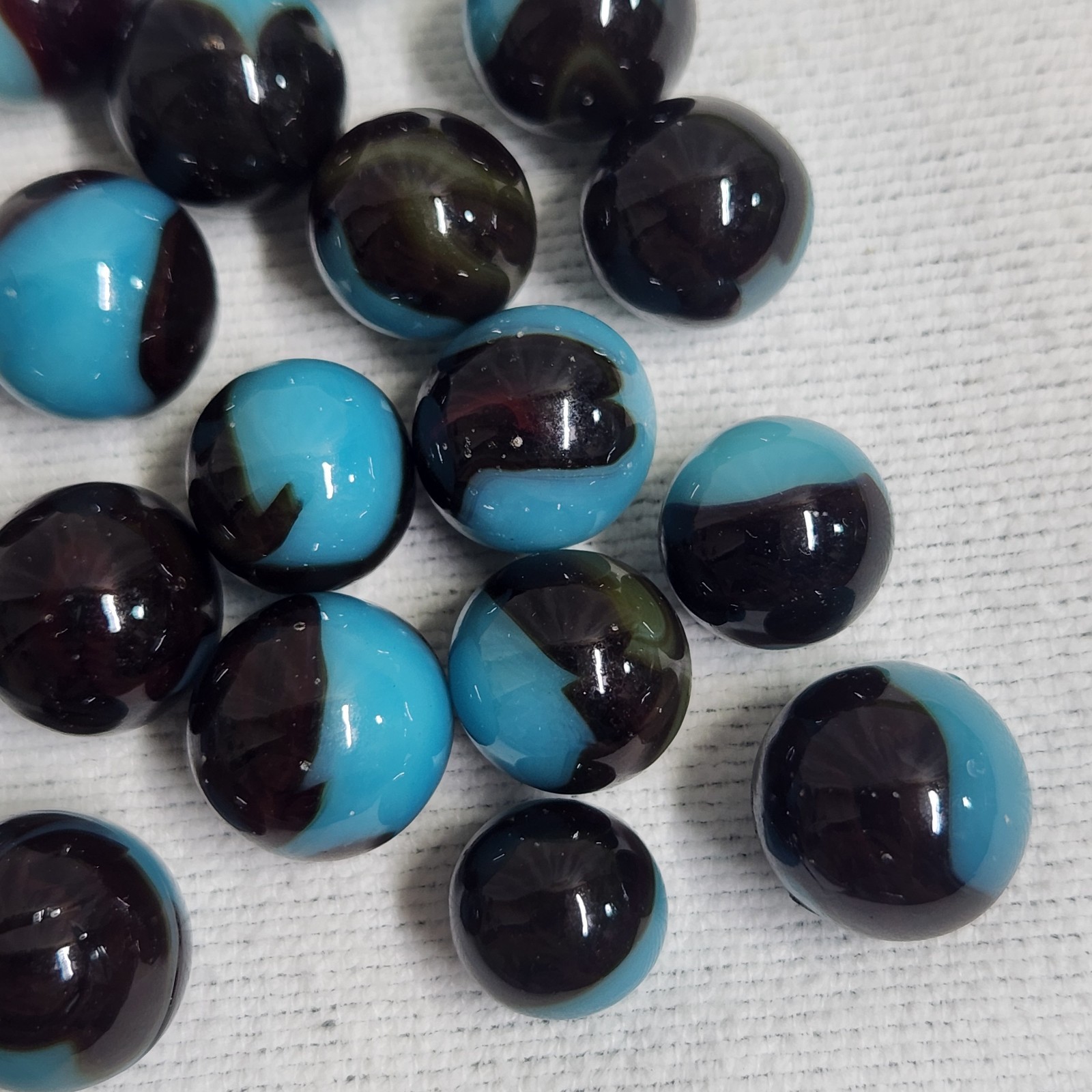 Vintage Dark Brown And Blue Swirl Marbles Lot Of 19
