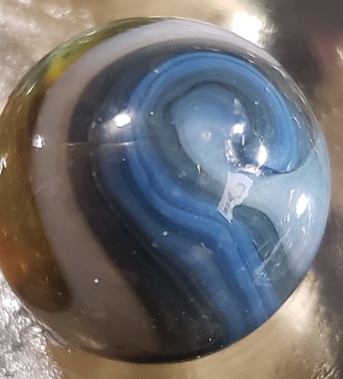 HTF GORGEOUS Akro Agate Blue n Gray Popeye HYBRID Amber Base WET MINT SZ 5/8