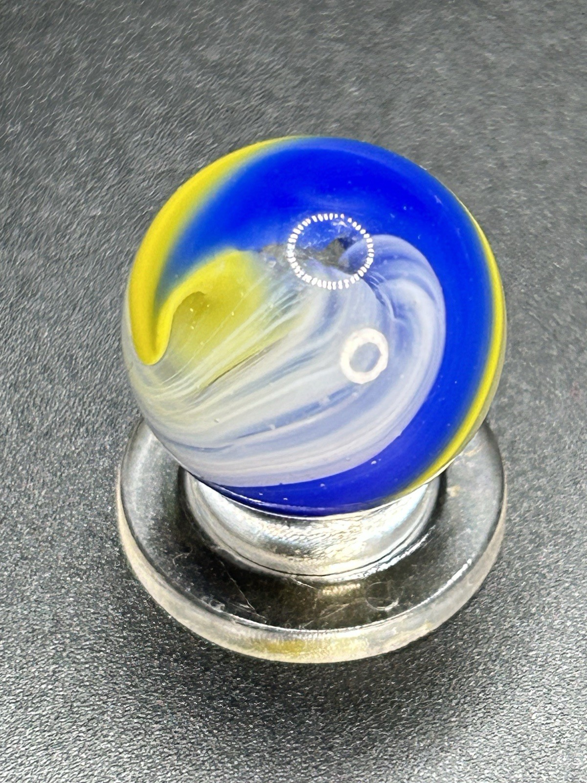 Vintage Akro Agate Popeye Marble Blue & Yellow 0.709”