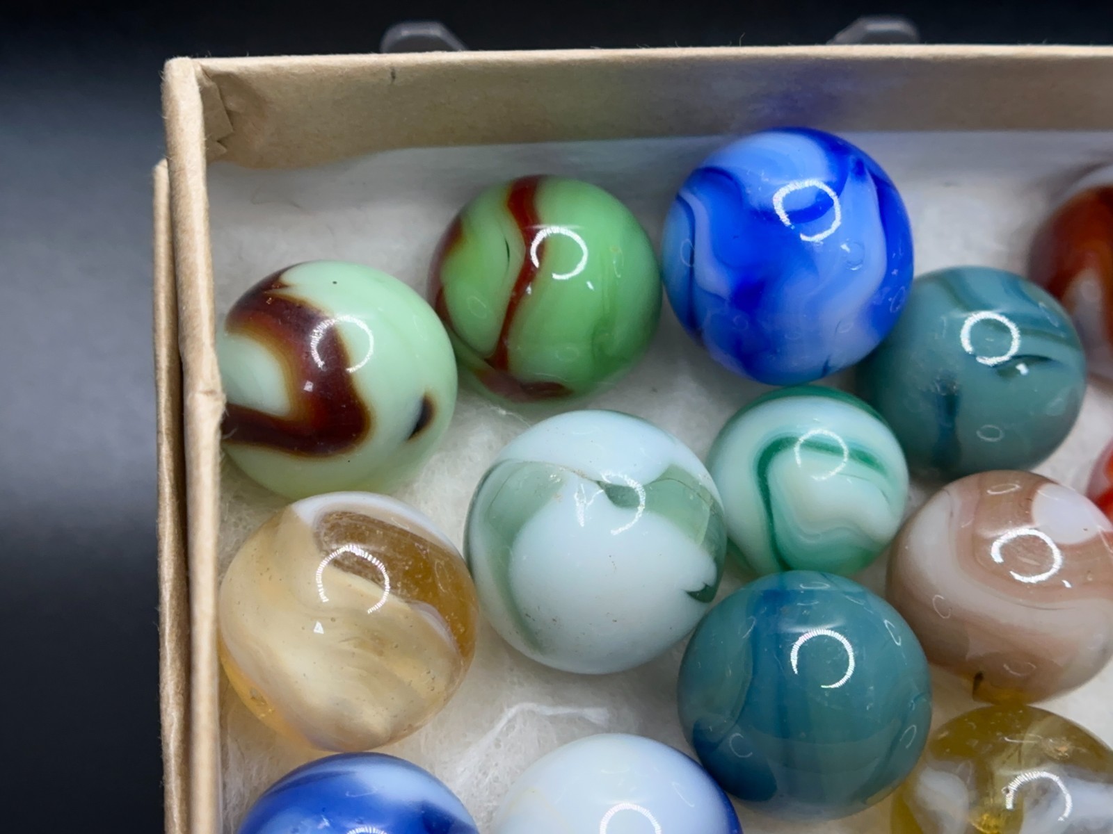 (15) Vintage Alley Agate Heaton Ravenswood Swirl Marbles Lot – Very Nice!