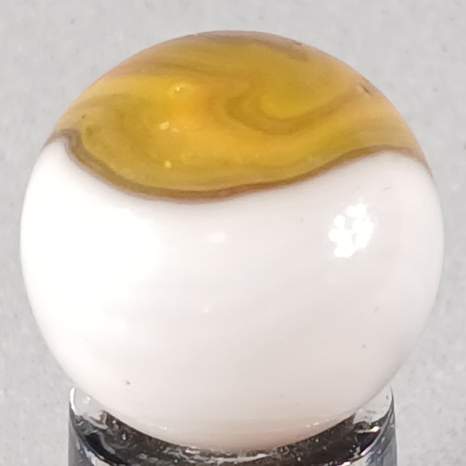 Vintage Vitro Conqueror Marble .61 Inches Near-Mint Condition Combined Shipping