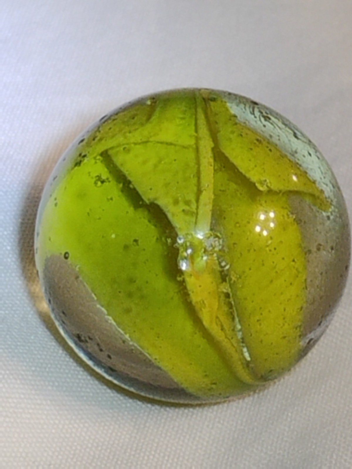 Vintage Crazy .95 Vitro Peltier Marble King Hybrid Cobra Shooter Size Marble ?