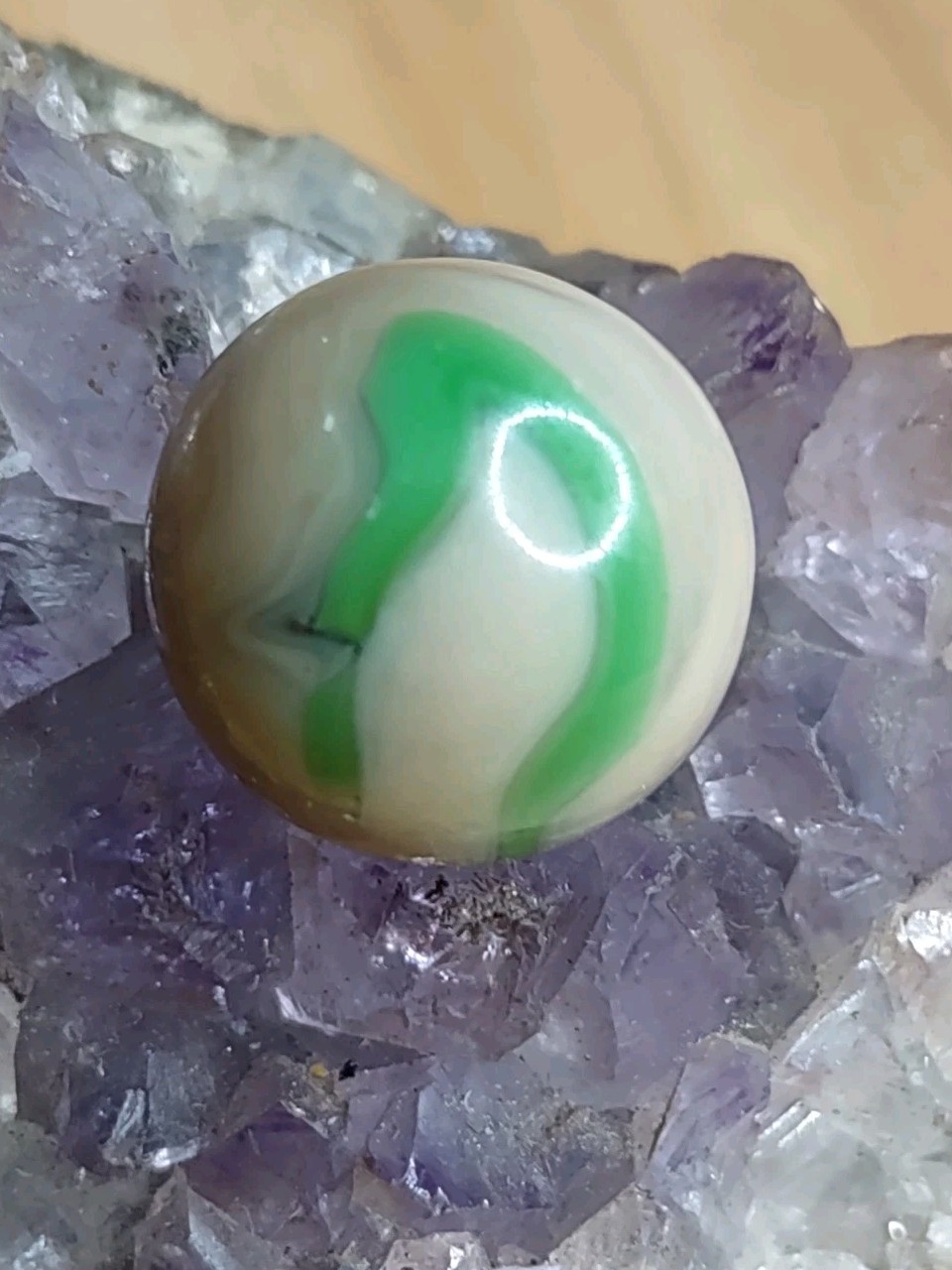Lime Green & Tan Base Swirl Ravenswood or Alley Glass Swirl Vintage Marbles .62″