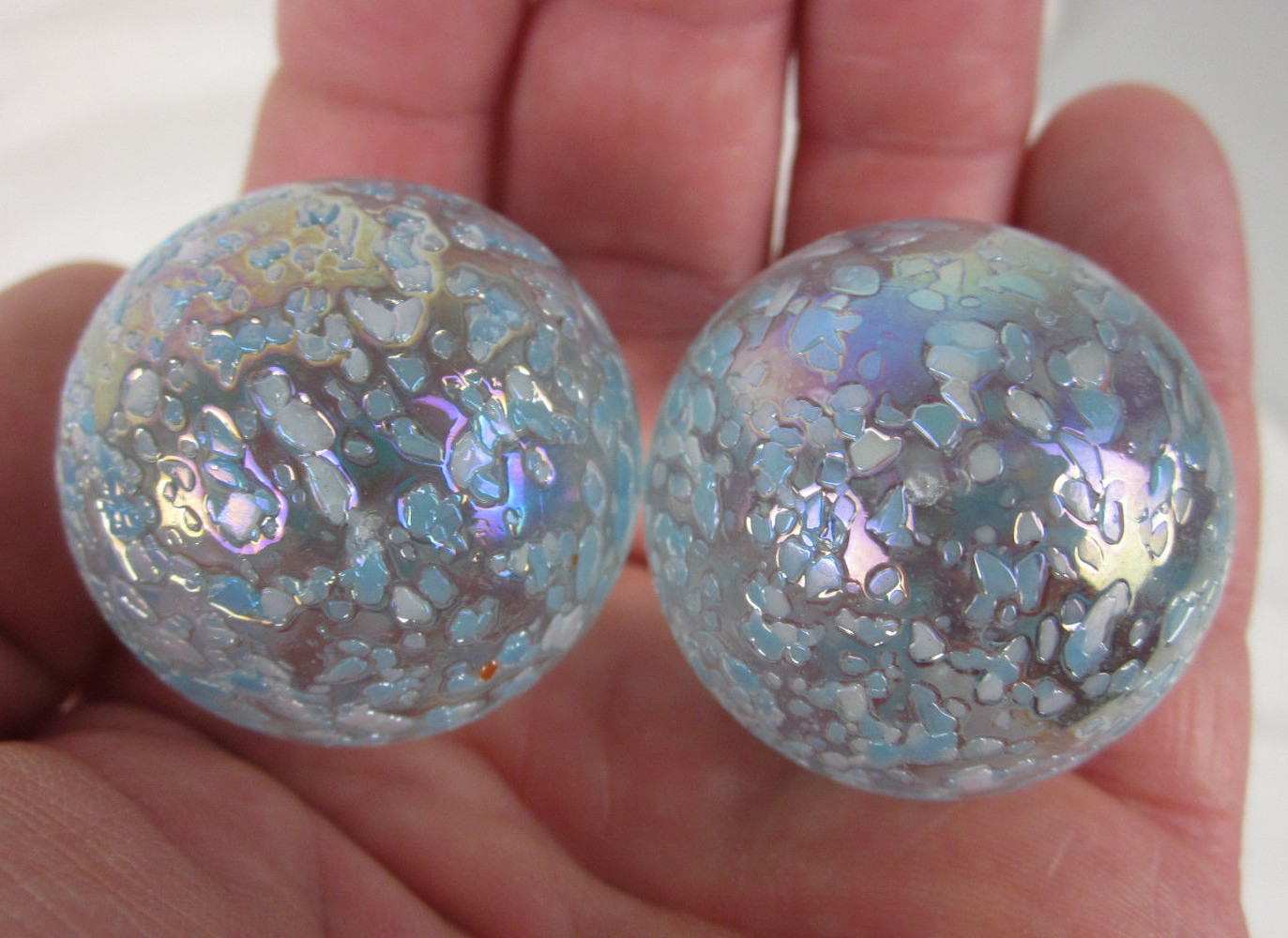 2 BOULDERS 35mm SNOWFLAKE Marbles Glitter Speckled glass ball LARGE HUGE