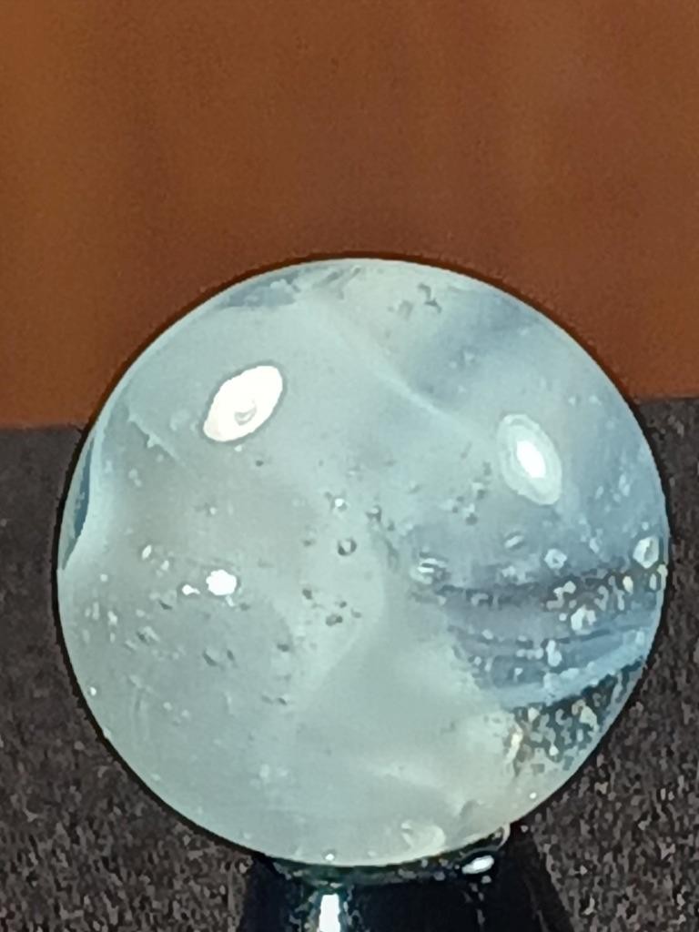 5/8″ Akro Vacor Ice White Slag Swirl Near Mint Serious Marble B385