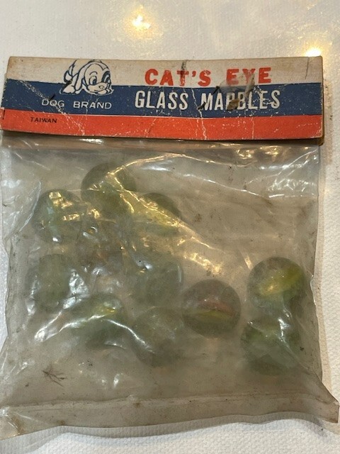 1050A- Vintage Cat Eye Dog Brand Marbles in Original Package – 11 Count!