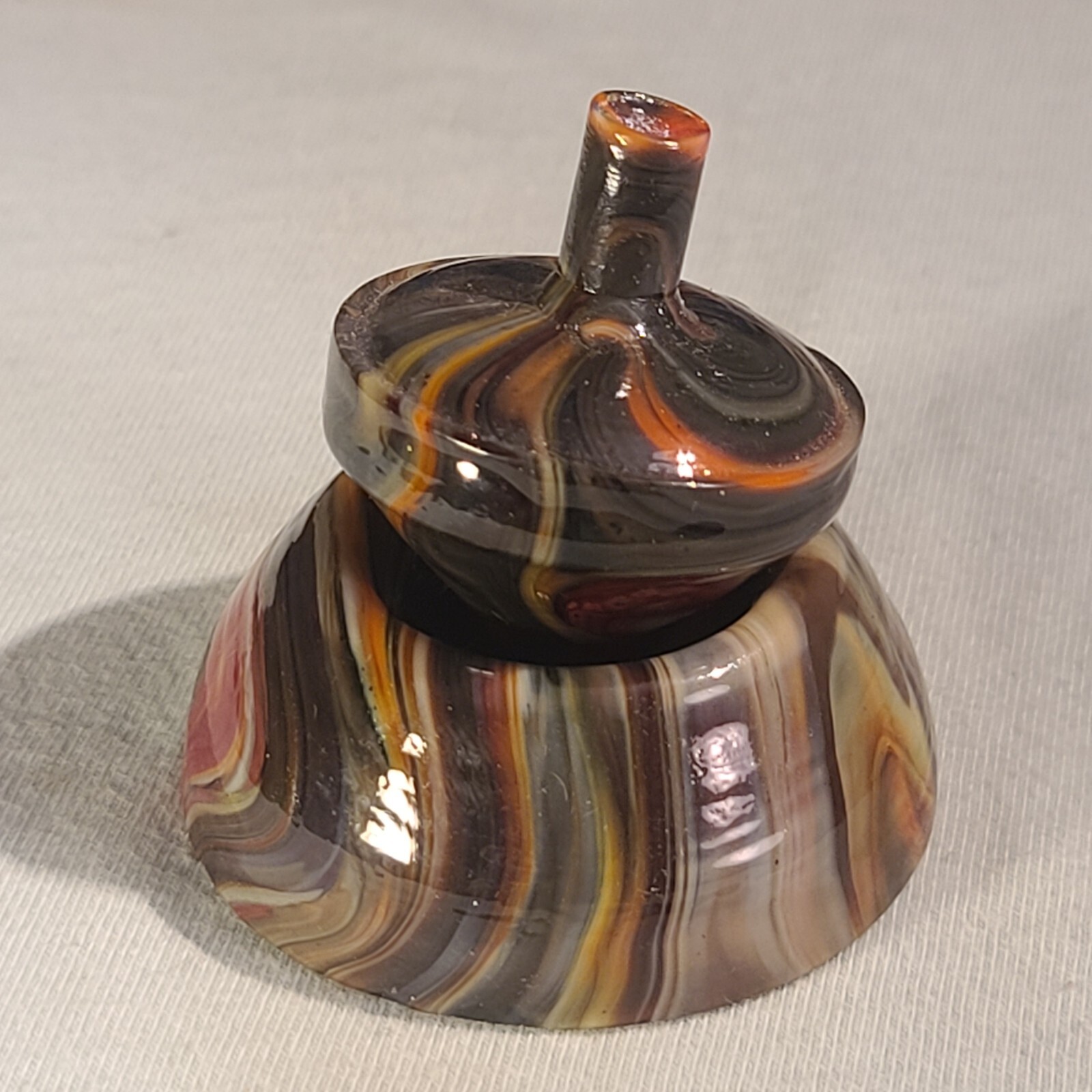 ANDY DAVIS, Glass Art Spinning Top & Base, Jabo Joker’s Run (?), #268D