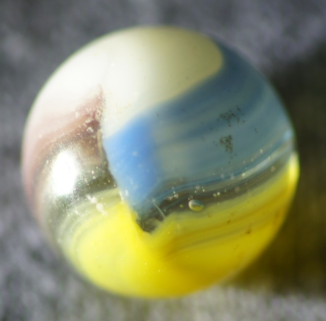 Master Marble Clear Sunburst Toy Marble, 5/8″ Purple-Yellow-Blue-White #265