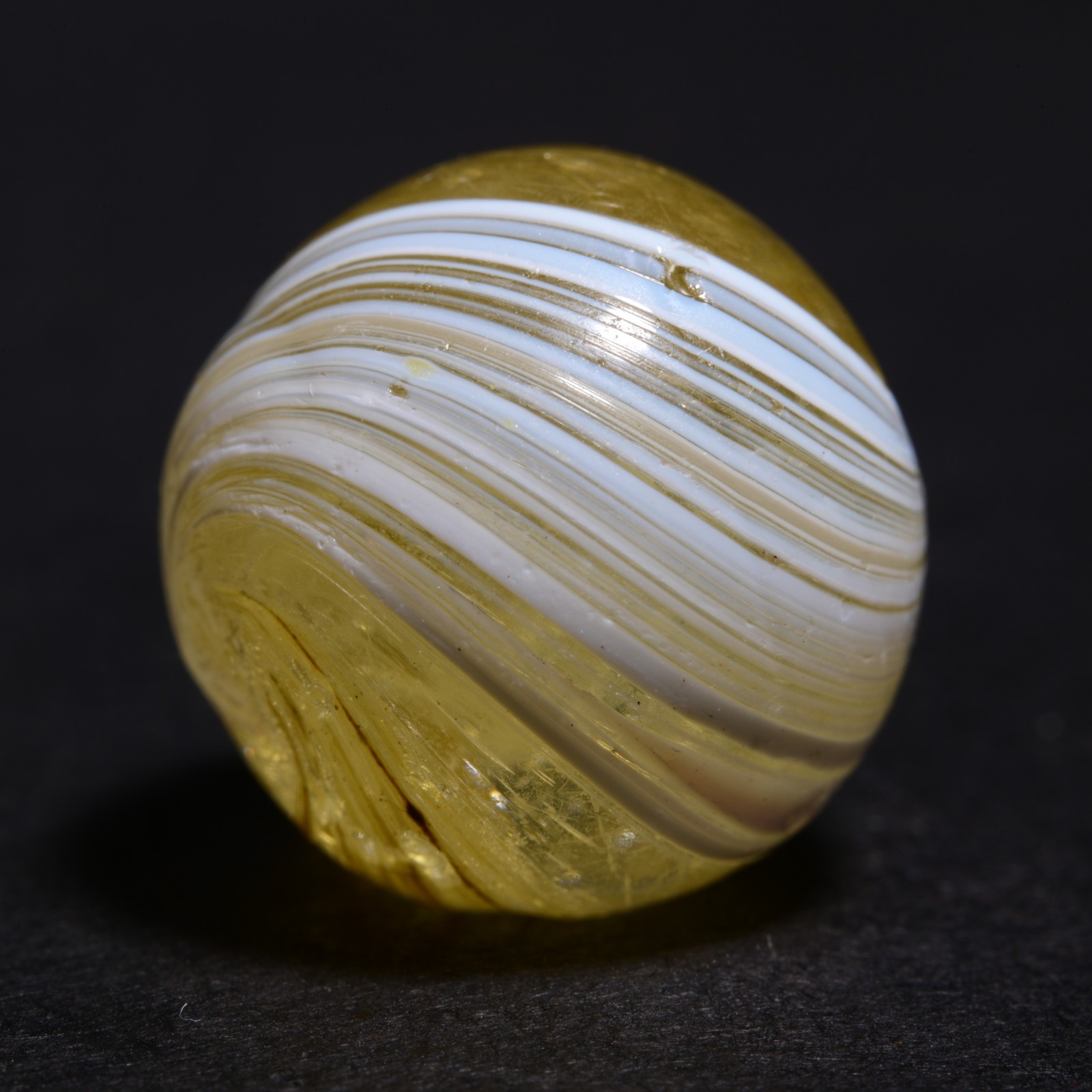 Indian Marble German Handmade Antique Bright White & Egg Yolk 14mm 17/32”