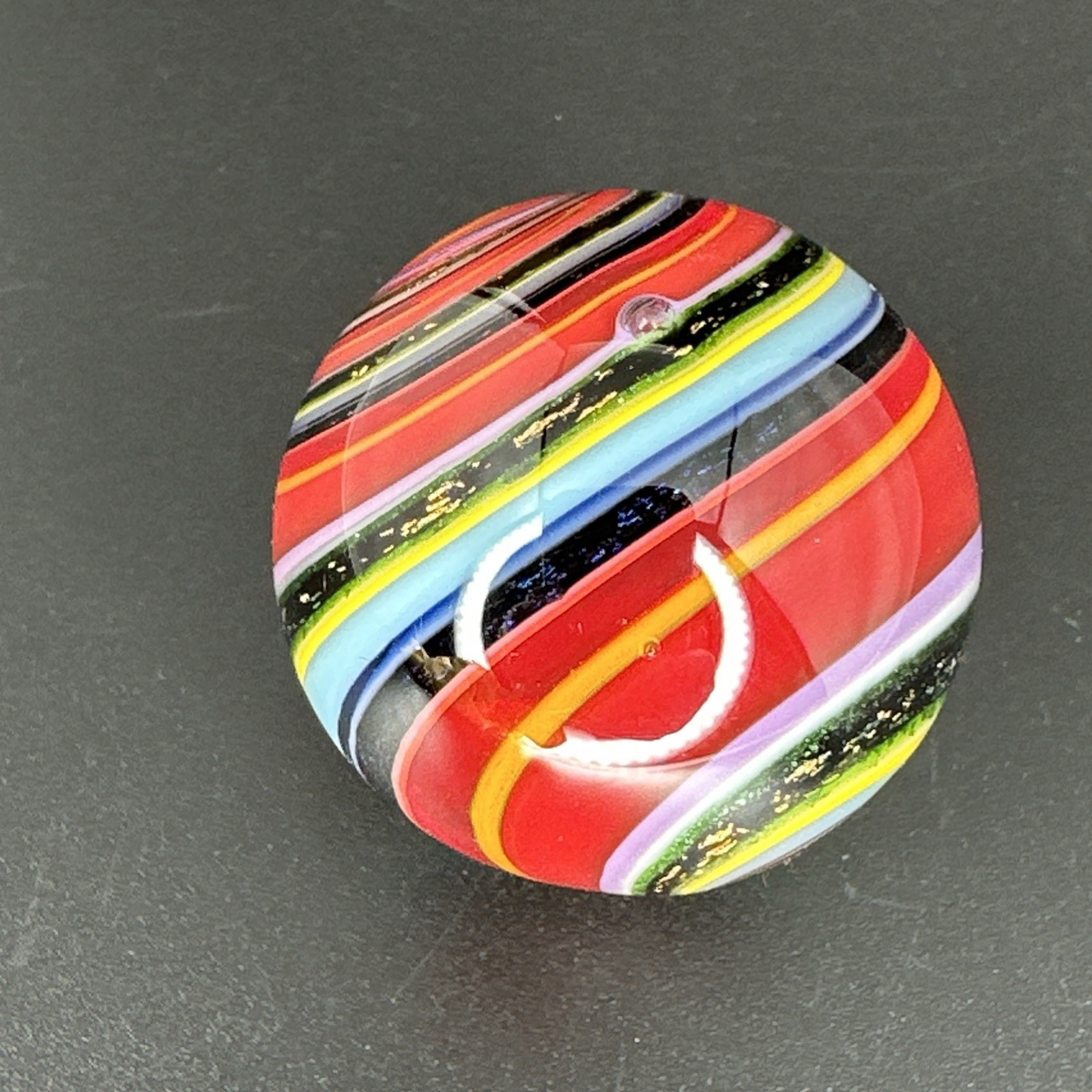 Contemporary Handmade Art Glass Marble 1.29″ Multicolor Banded Spiral Swirl MIB