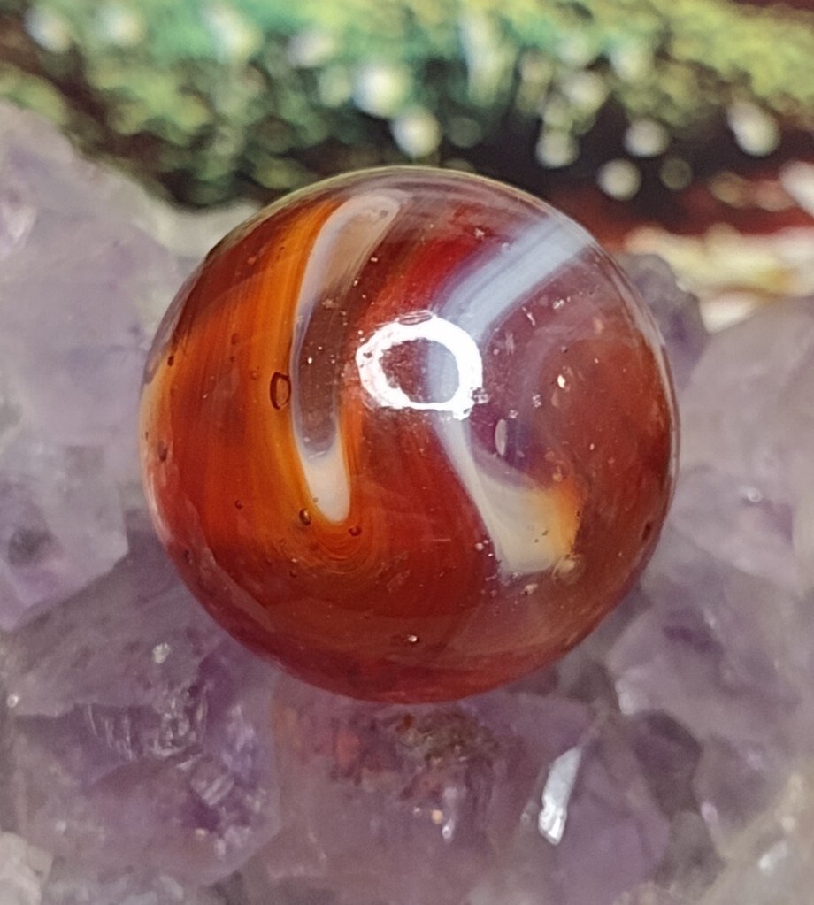 NM UV Blood Red Lightning⚡ SWIRL Ravenswood or Cairo? Glass Vintage Marbles .68″
