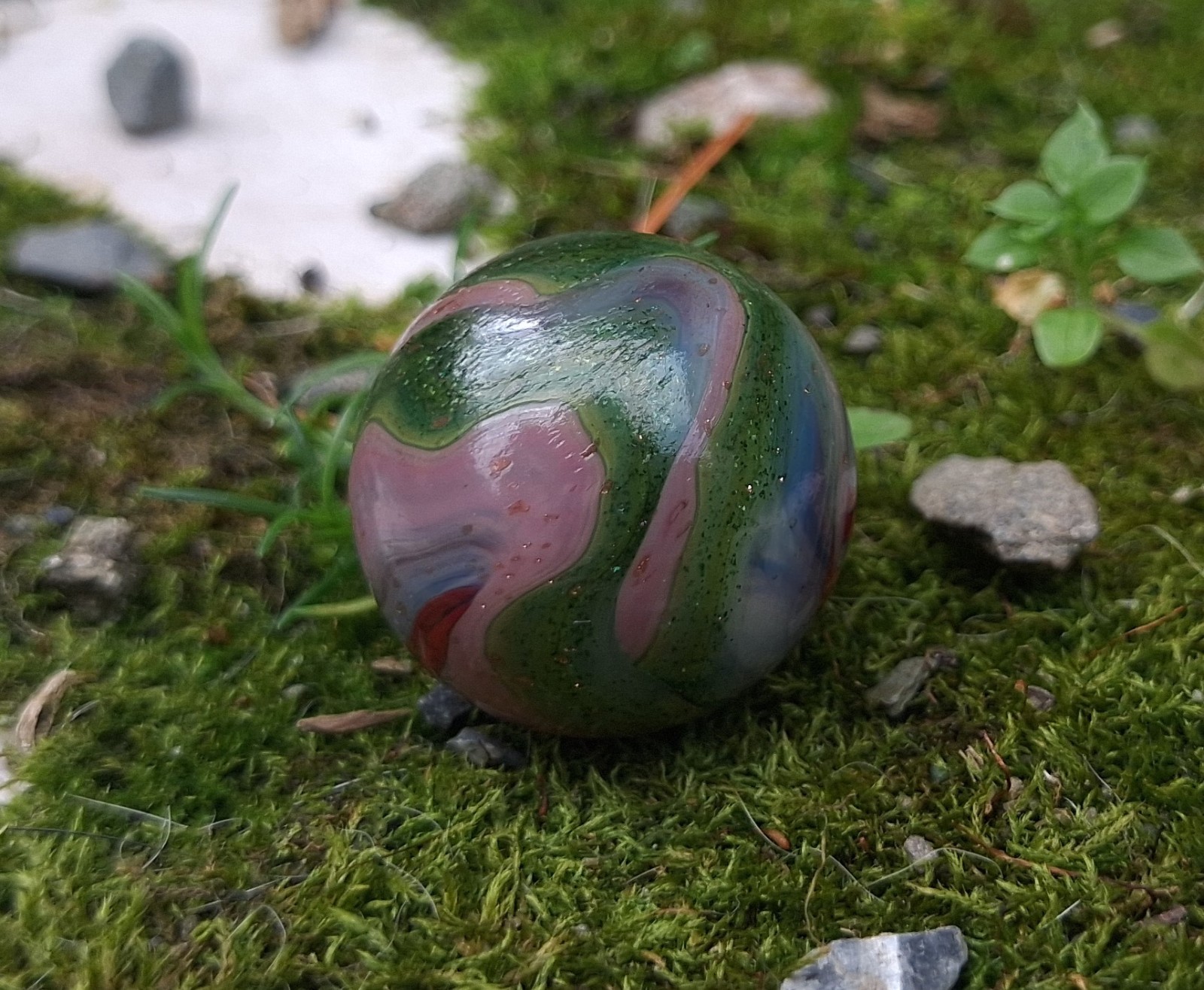 JABO/DAS Translucent Brick Lutz AV Swirl Marble Size .72 Mint Asmade