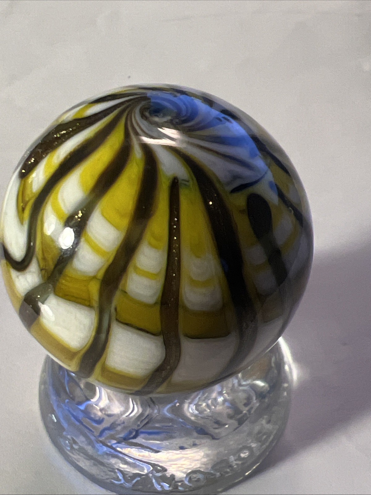 Stunning contemporary swirl marble #955