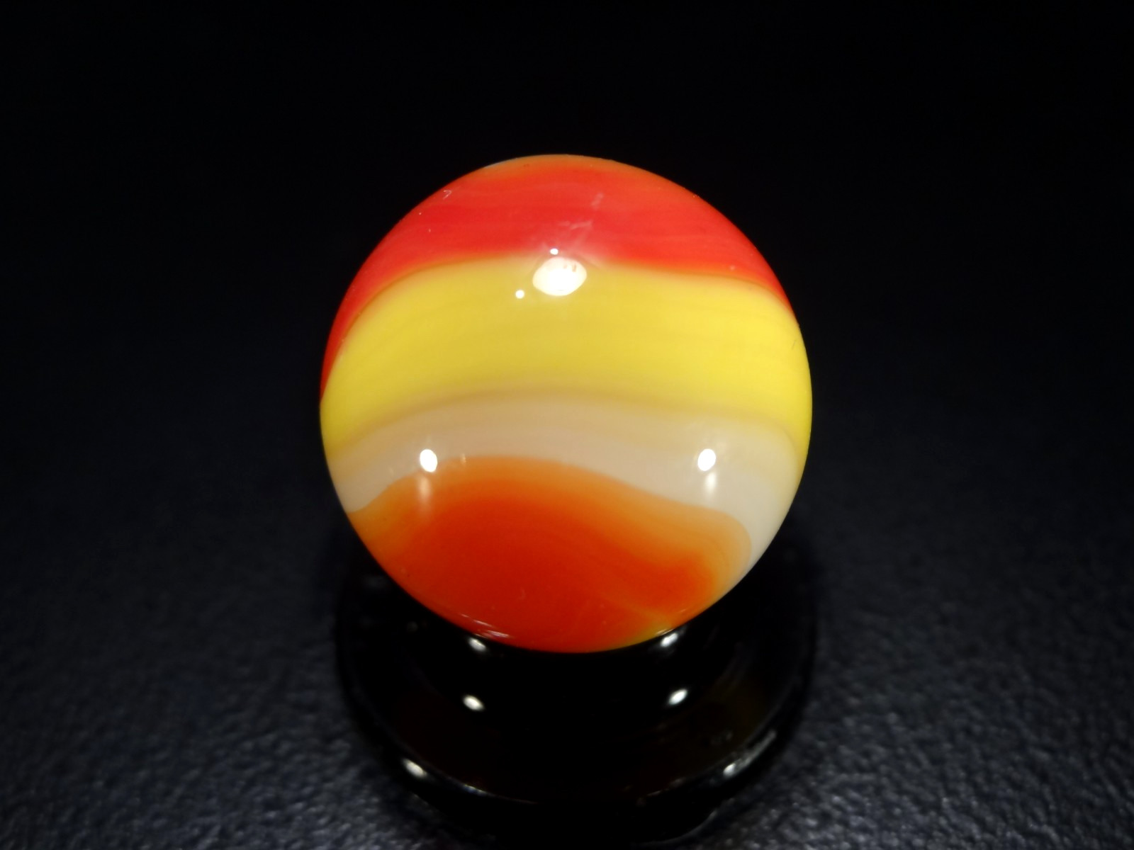 AKRO AGATE Condiment Special (personal collection) Catsup-Mayo-Mustard WET MINT