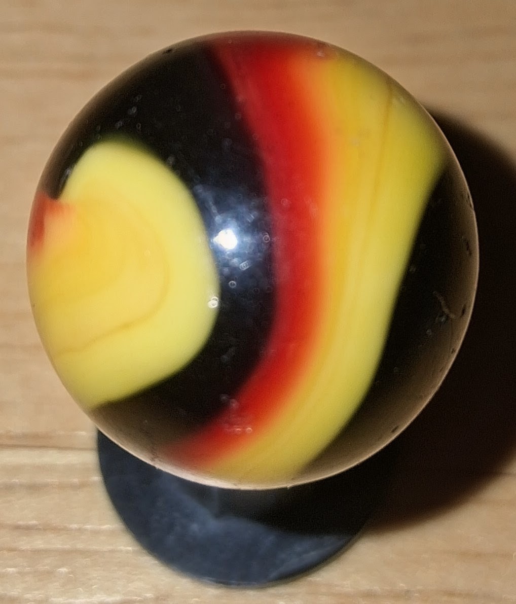 Vintage Akro Agate “Indian Blanket” Corkscrew Marble 23/32″