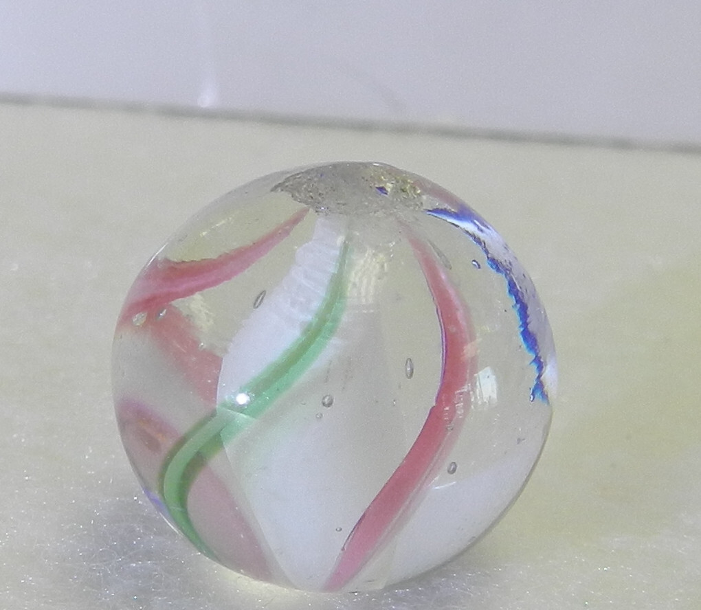 #17428m Vintage German Handmade Solid Core Swirl Marble .62 Inches NM+