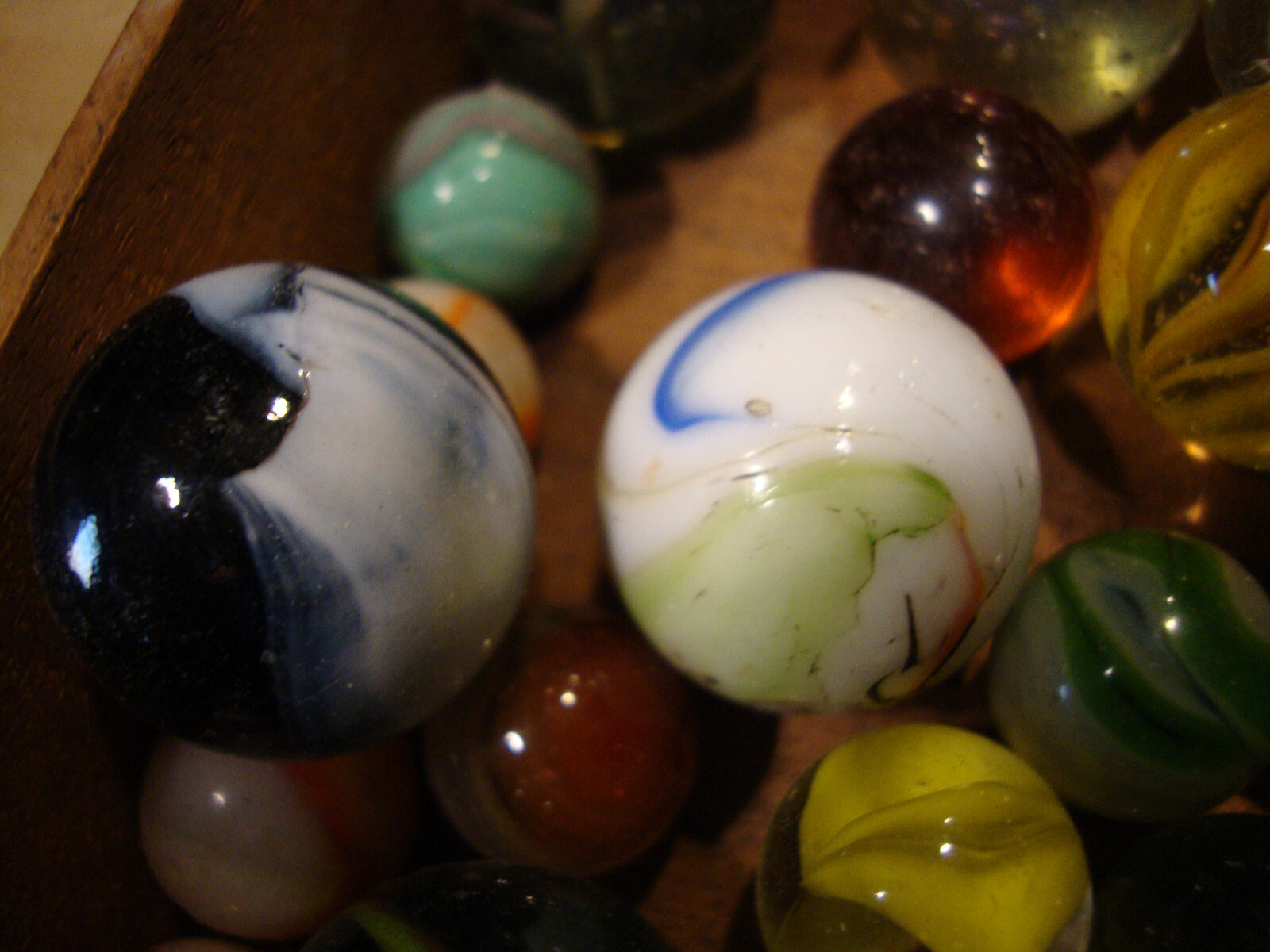 Lot of Vintage Marbles / some Akro Agate tiger eye and other,s 110 in lot