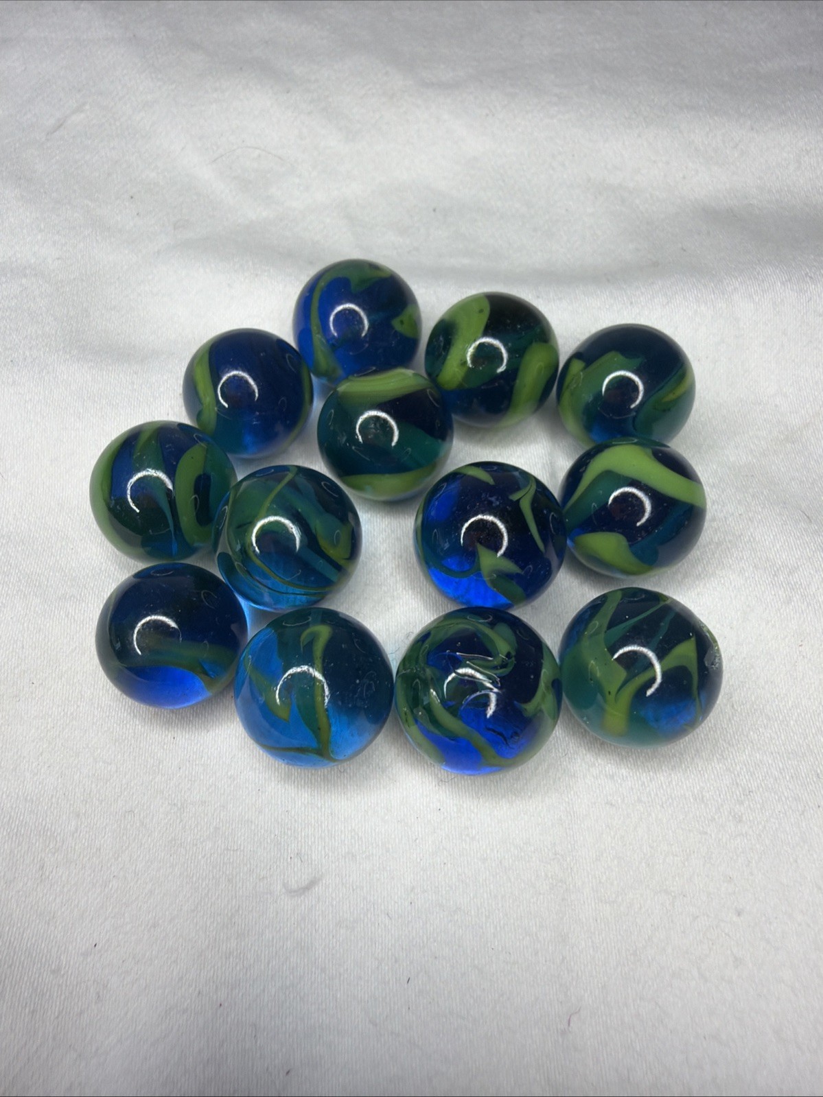Vacor Sea Turtle Marble 5/8 Inches 16mm Lot Of 13 Green Swirl Clear Blue Base