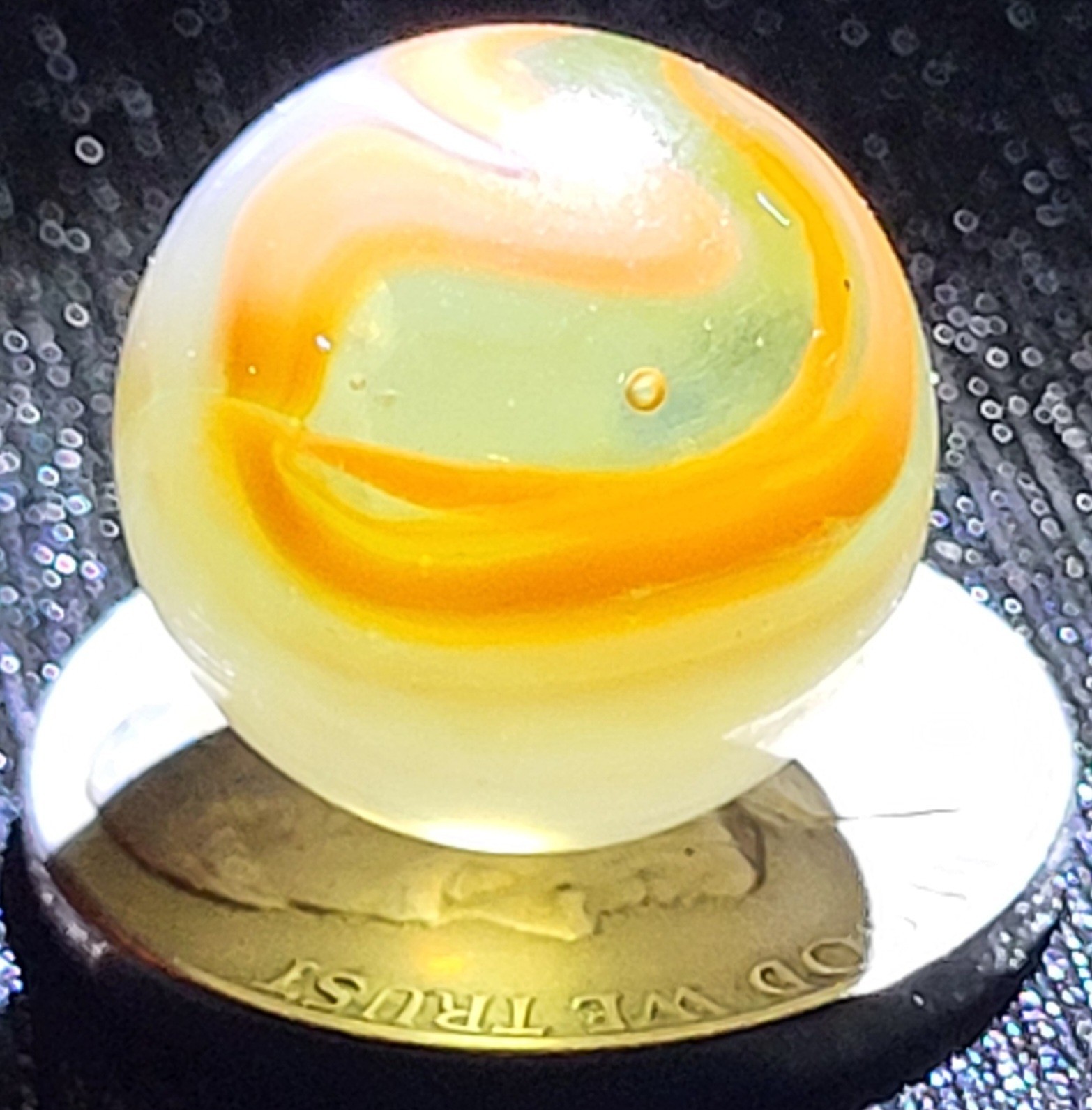 Vitro Agate Exotic Fancy Conqueror Marble 1940s Lime Base Cadmium