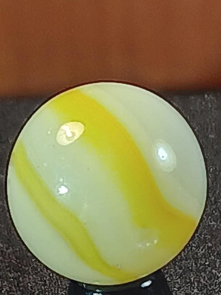 5/8″ Peltier High Noon Sun Yellow Lucent White on Clear NM Serious Marble B291