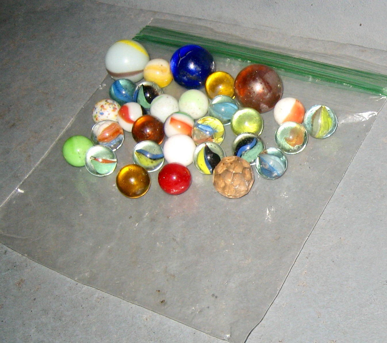 30 Lot Bag Vintage Toy Marbles ~ Swirl, Cat’s Eye, Solid ~ 1 Geometrical Sides