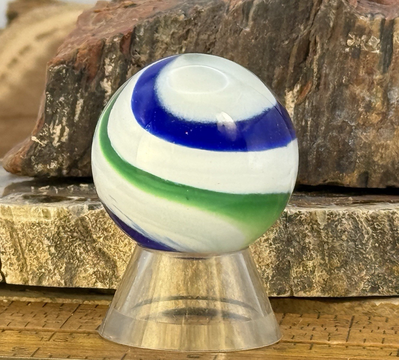 Vintage Joe Davis Glass Art Marble 1.43 inches Good condition–1759.26