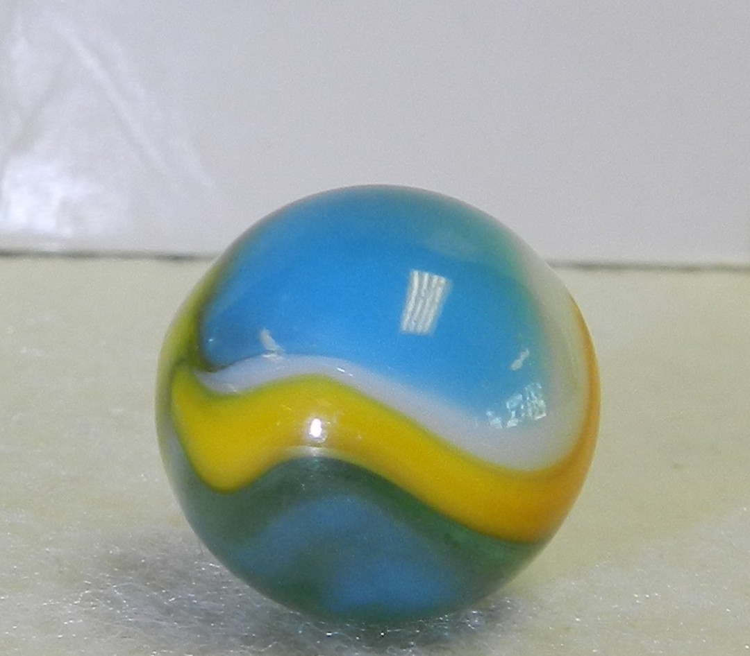 #21035m Beautiful Peltier Glass Swirl Marble .69 Inches NM