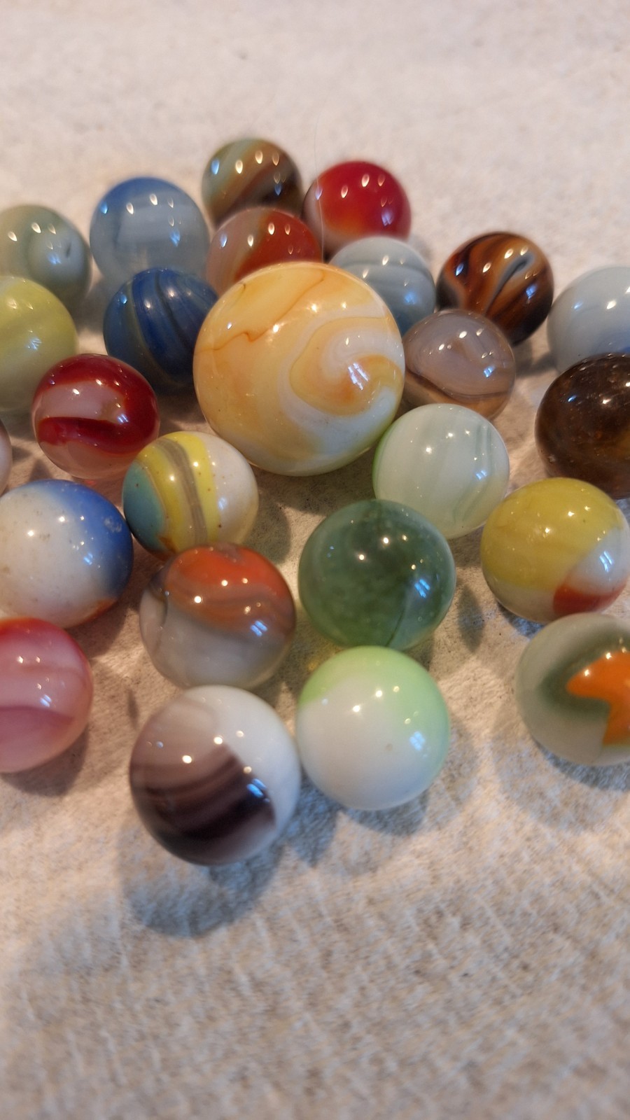 Lot Of 25 Vintage Marbles Akro,agate,cac,swirl,jabo
