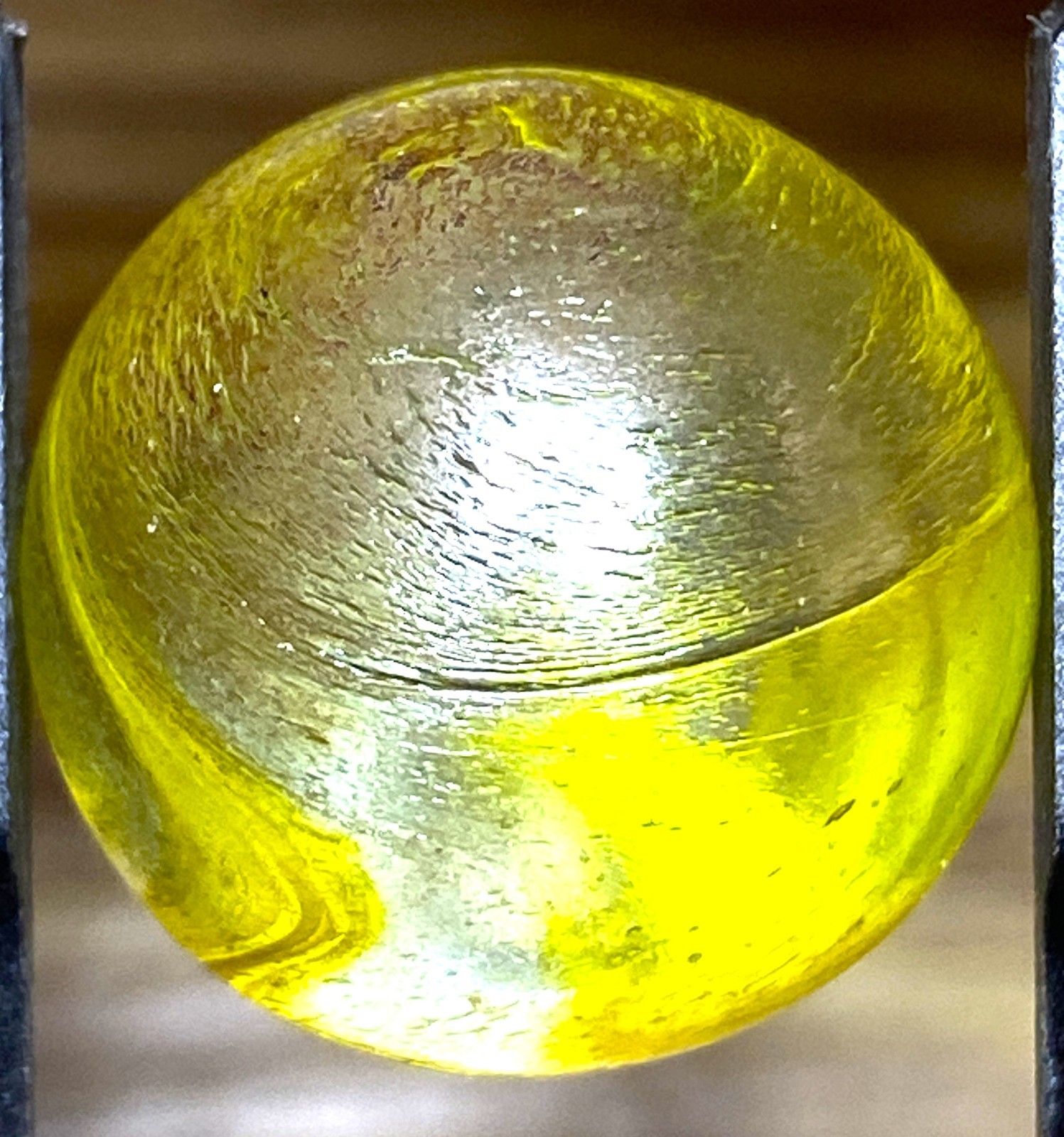 DAS/JABO LEMON DROP TRANSPARENT THIN-LINED RAMSHEAD SWIRLED SHOOTER .72″ M800