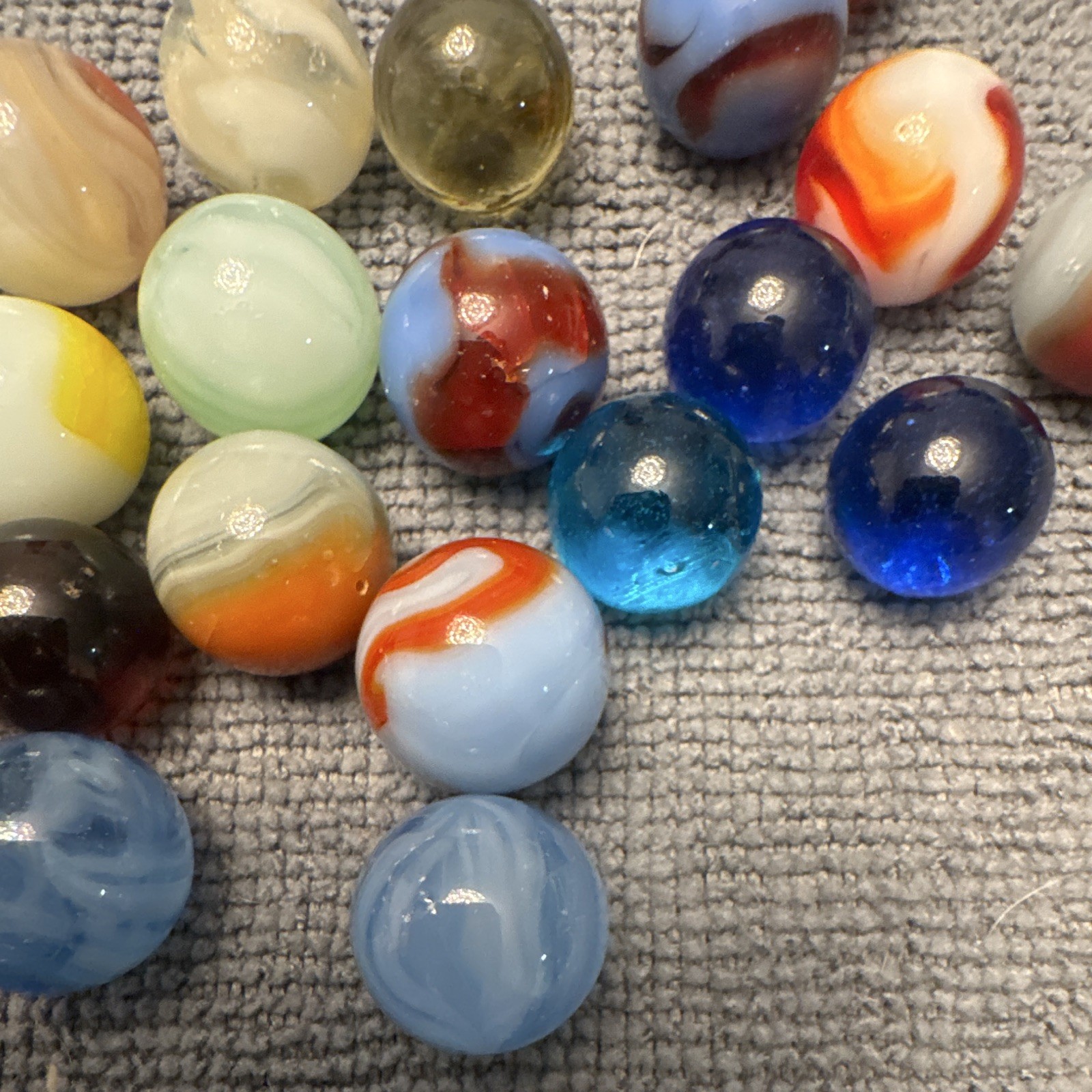 Lot Of Vintage 1940’s 50s Swirl Cat Eye Glass Marbles