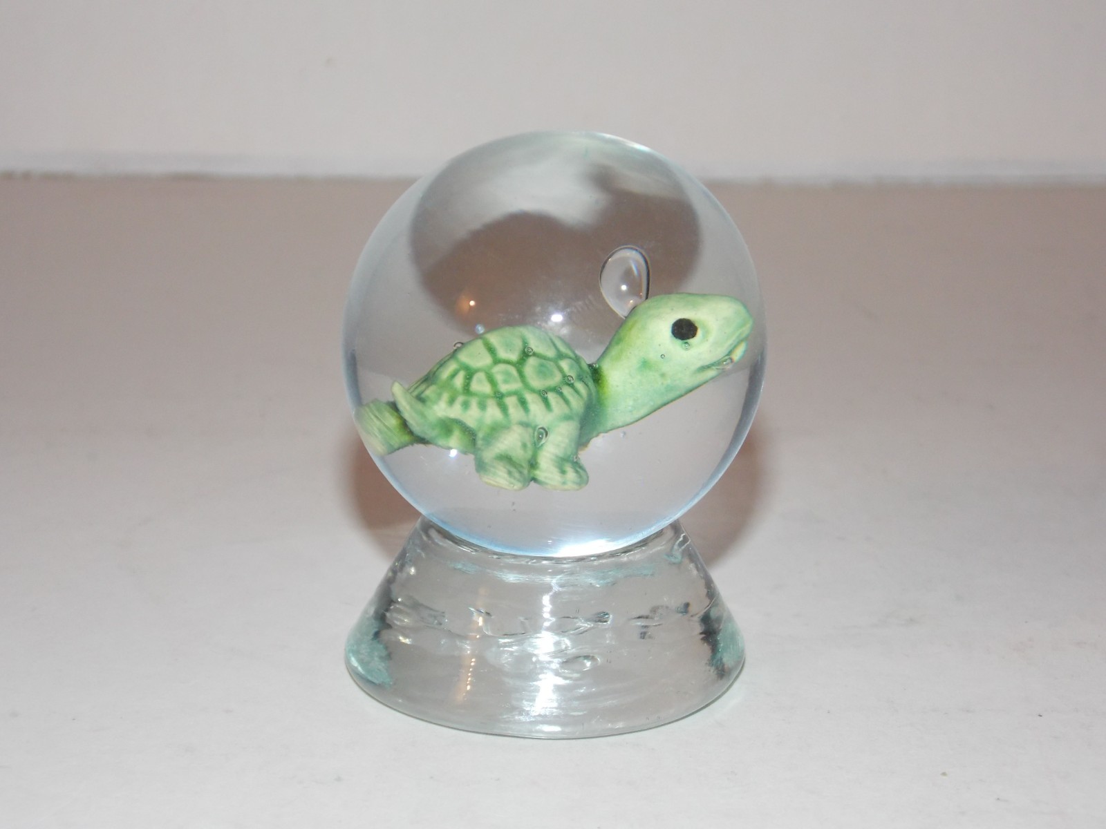 Handmade Sammy Sam Hogue 43mm Sulphide Green Turtle Glass Marble Signed 2007