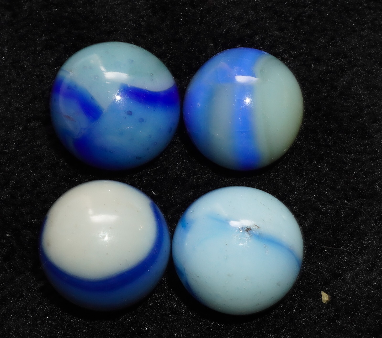 14 Vintage Peltier RARE Blue Oxblood Lemonade Color Swirl 5/8″ Marbles