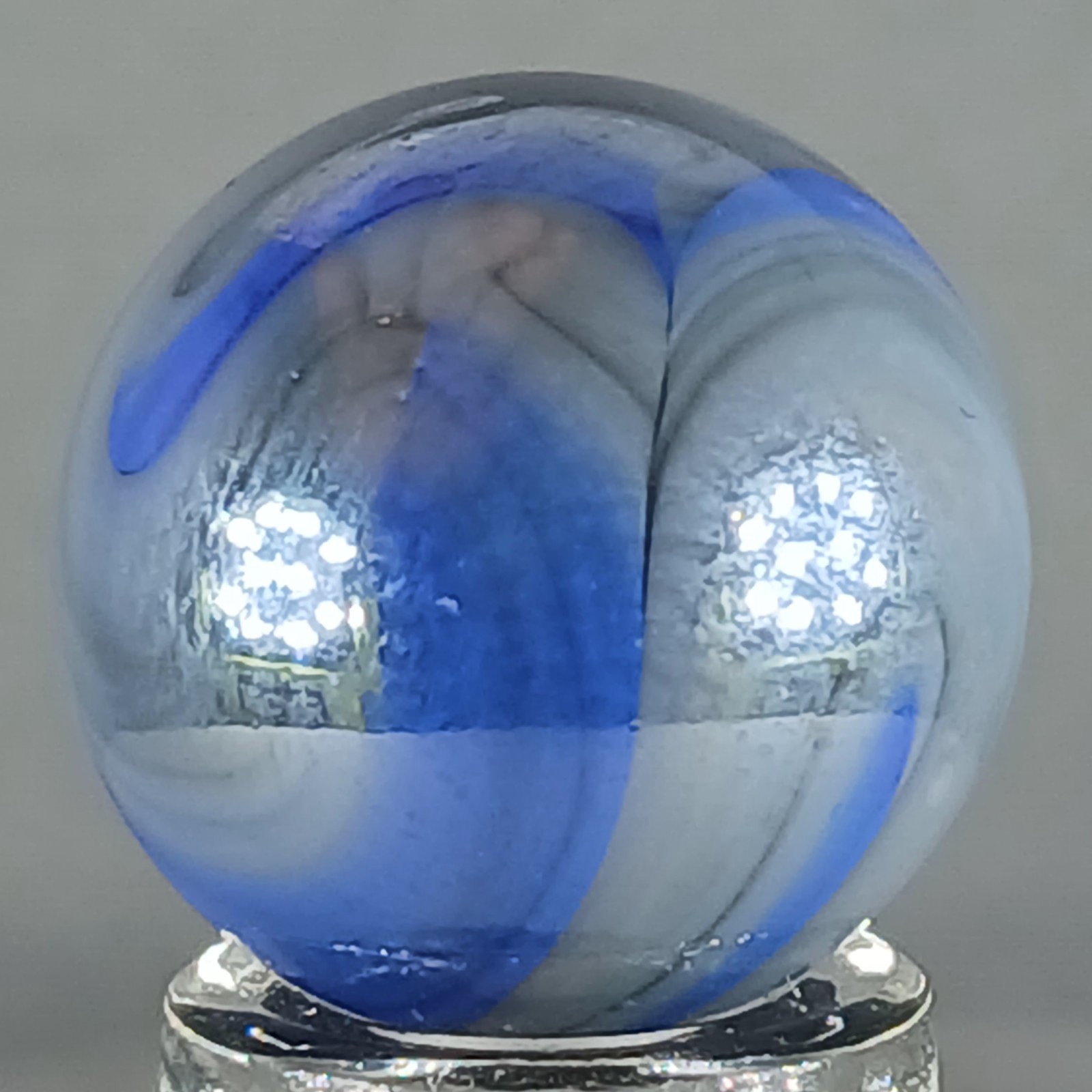 Vacor Alien Marble .61 Inches Near-Mint Condition Combined Shipping