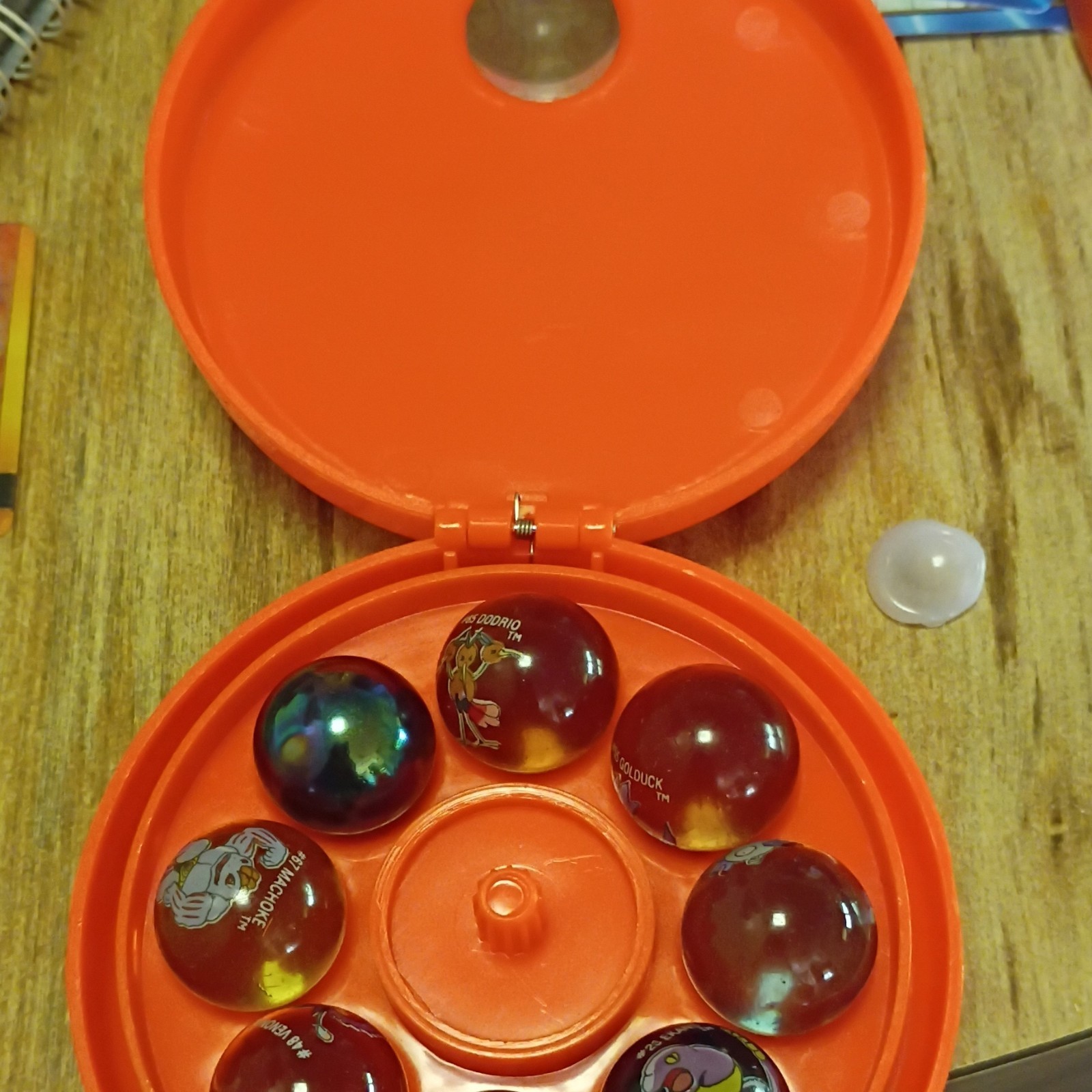 Pokémon Machine Made Marble Shooter Carry Case w/ #59 Arcanine Logo Print (1999)