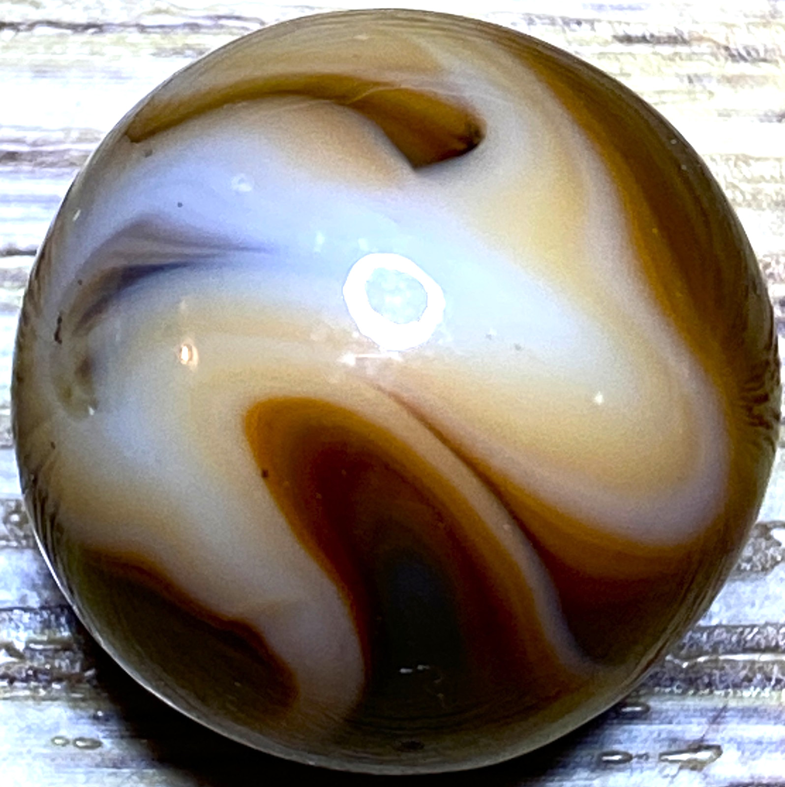 DAS/JABO/AKRO/VITRO ? UNUSUAL COLORS AND SIZE SWIRLED SHOOTER .69″ BOX03/276