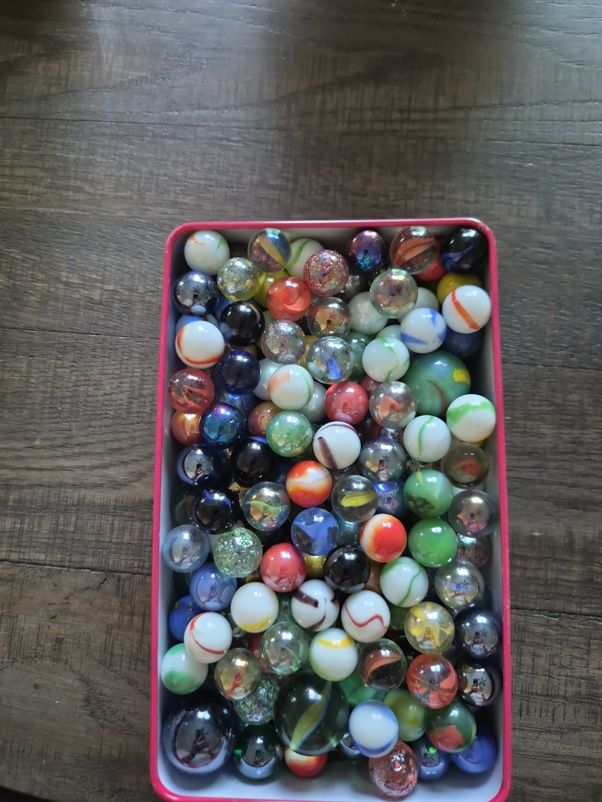 Cardinal Deluxe Brilliant Colored Marbles and Shooters in Tin