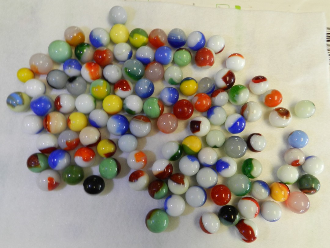 #20834m Vintage Group or Bulk Lot of 100 Mixed Company Patch Marbles