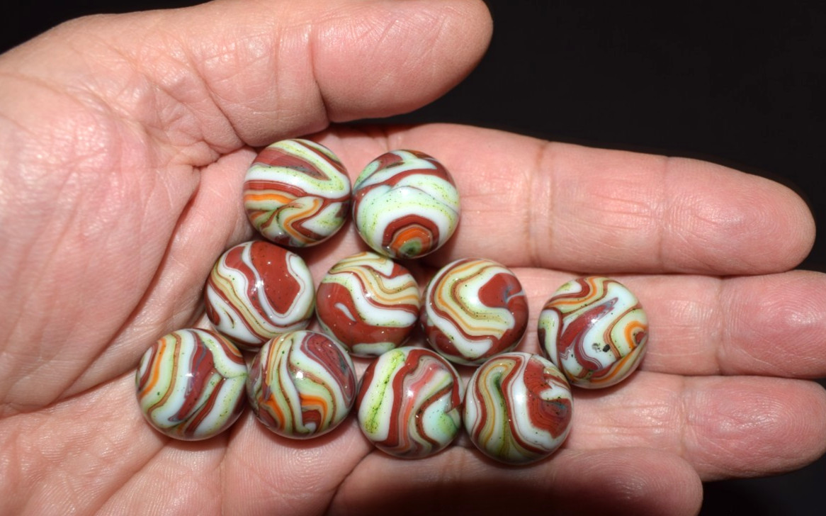 🧐👉Beautiful lot of 10 DAS Carnival run OXBLOOD SWIRLS size .703″=17mm MINT👈🧐