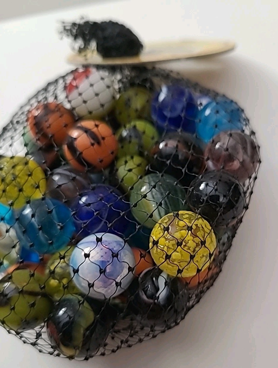 Vintage Top Notch Marbles Bag Of 50 100% Glass Assorted Marbles 1 Super Shooter