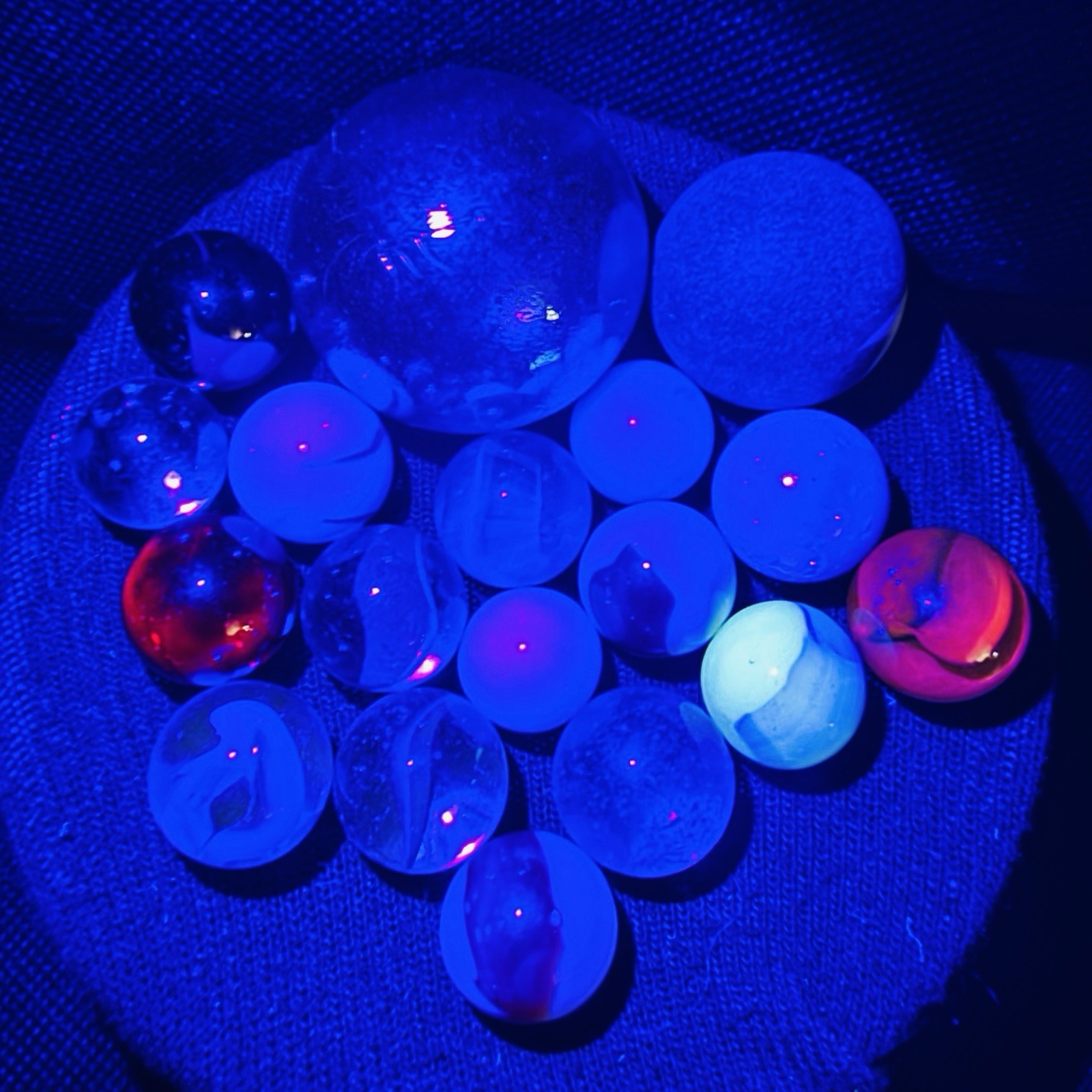 Vintage Marble Lot Of MARBLES UV Reactive Cadmium Uranium Lot #102