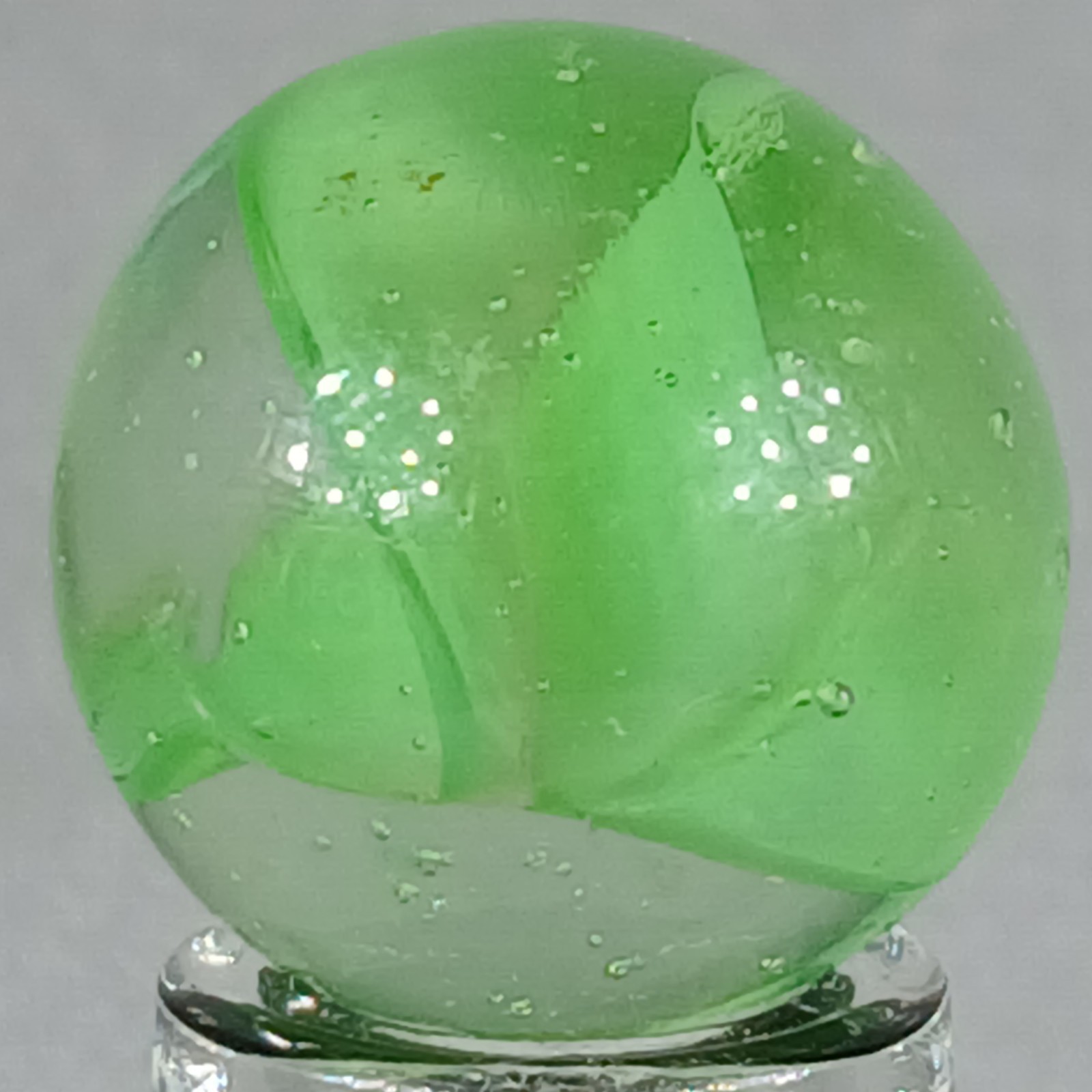 Vintage UV-Reactive Cat’s Eye .60 Inches Near-Mint Condition