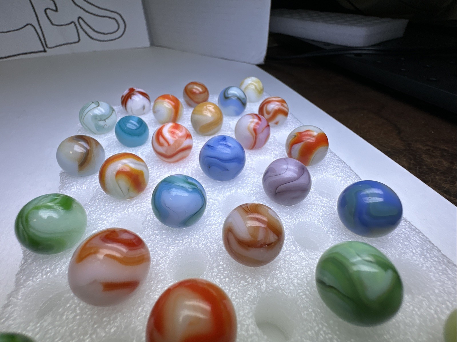 199 Lot Of 30 Vintage Heaton Agate Swirl Marbles!