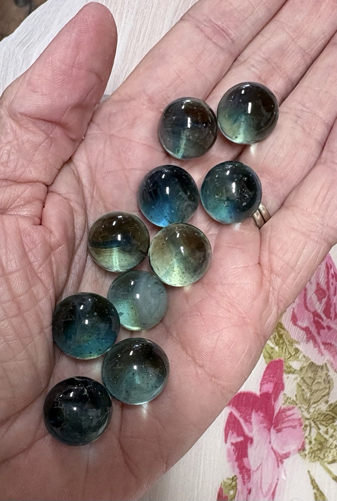 Lot of 10 Blue Marbles Glow Green Under UV Reactive Glass Uranium Glass