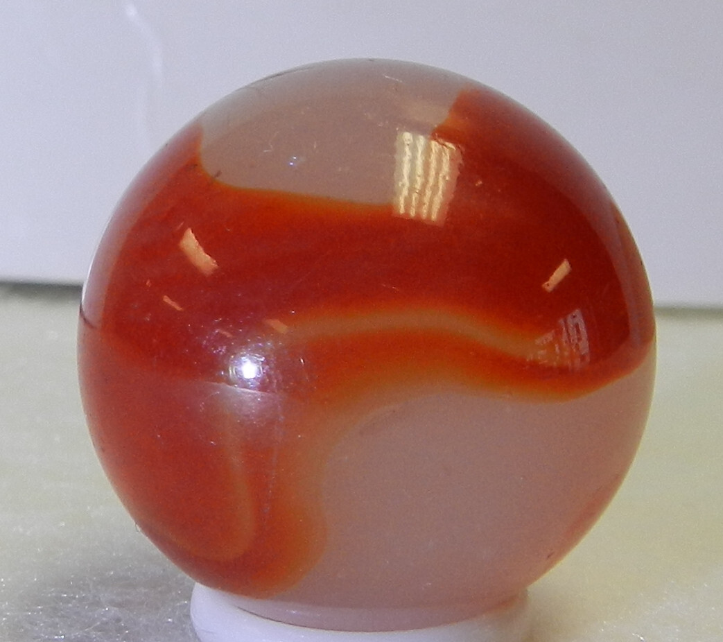 #17859m .98 Inches Vintage Akro Agate Ace Corkscrew Shooter Marble