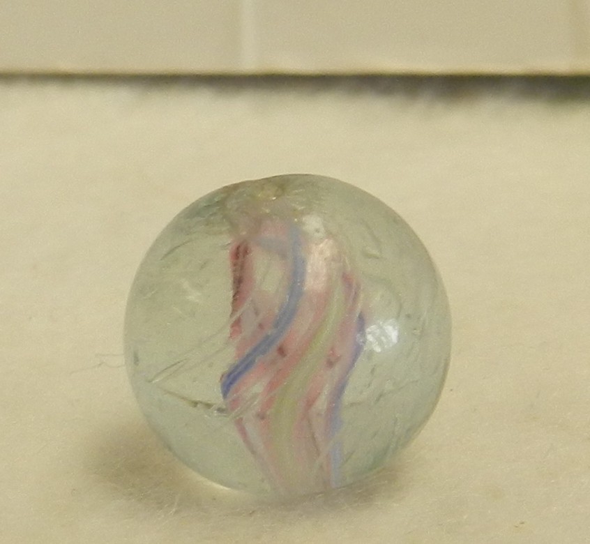 #19781m Peewee .50 Inches Vintage German Handmade Divided Ribbon Swirl Marble