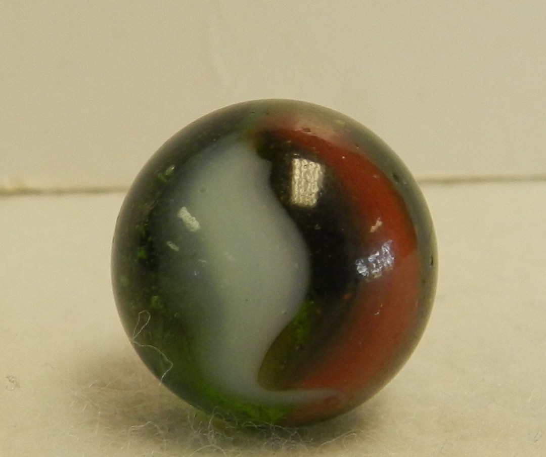 #21024m Vintage Peltier Glass Swirl Marble .69 Inches *Near Mint*